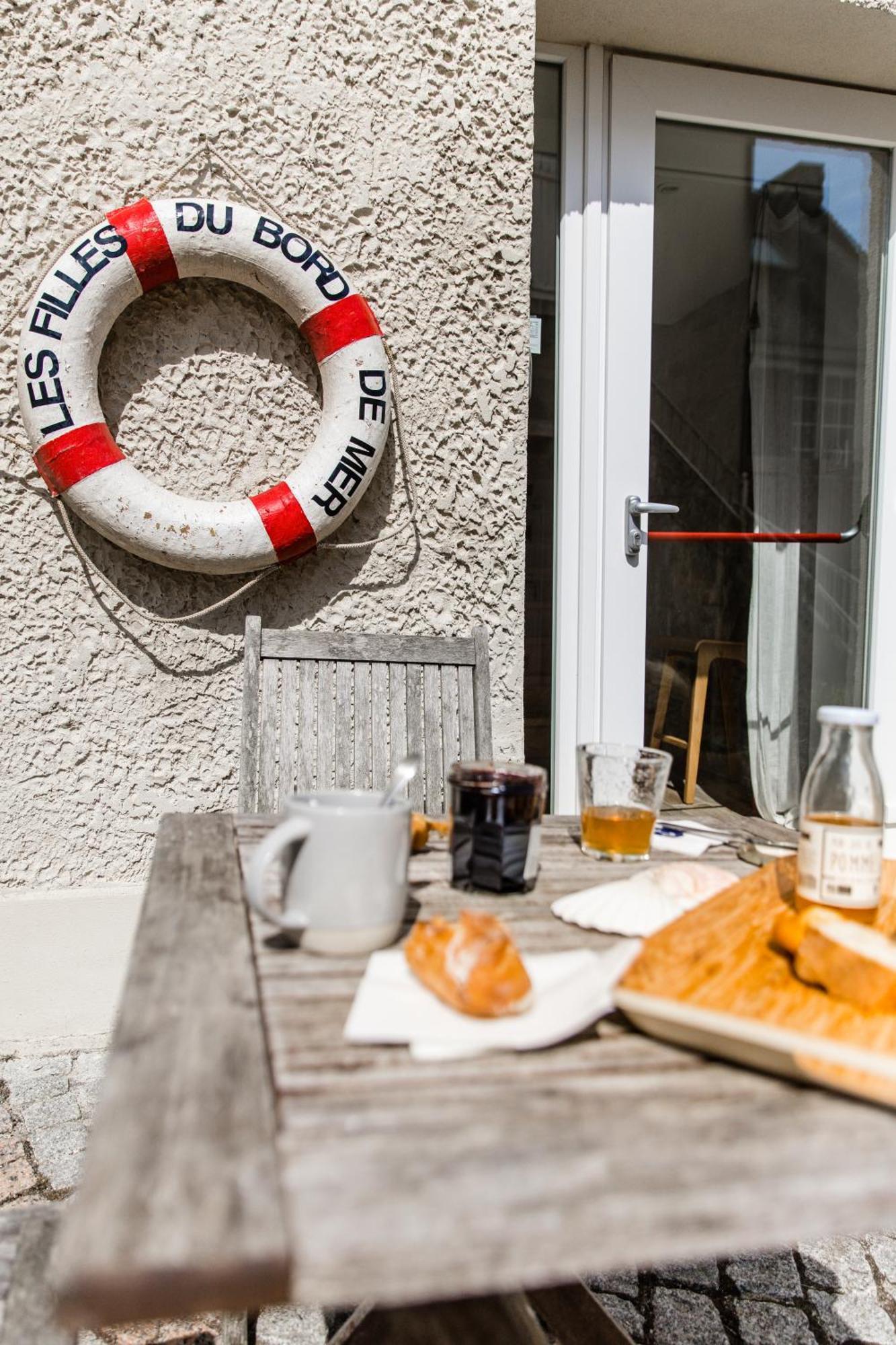 Mer Nature, Appartement Spacieux By Les Filles Du Bord De Mer, Petite Terrasse Vue Mer 贝桑于潘港 外观 照片